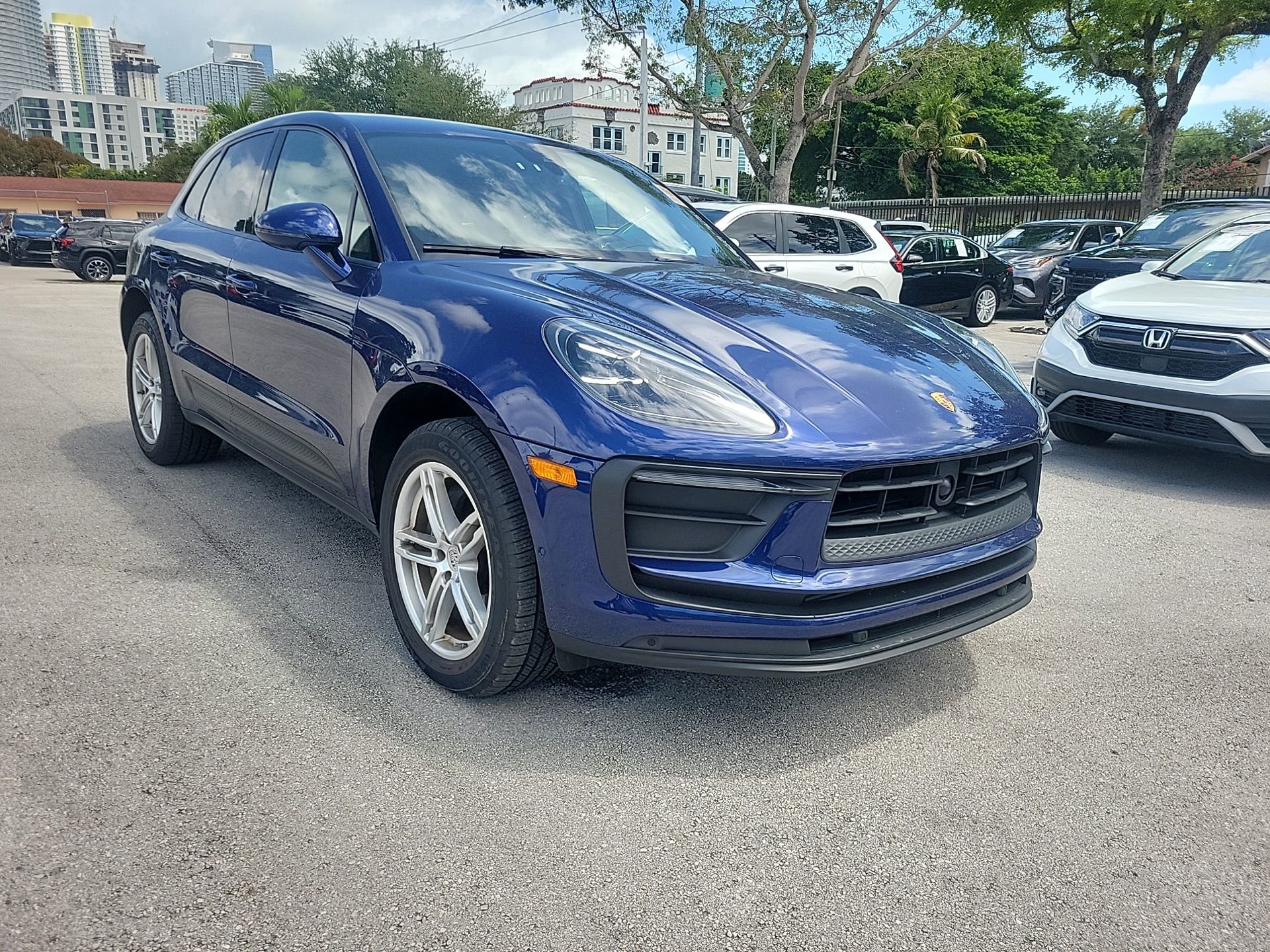 Used 2024 Porsche Macan image 6