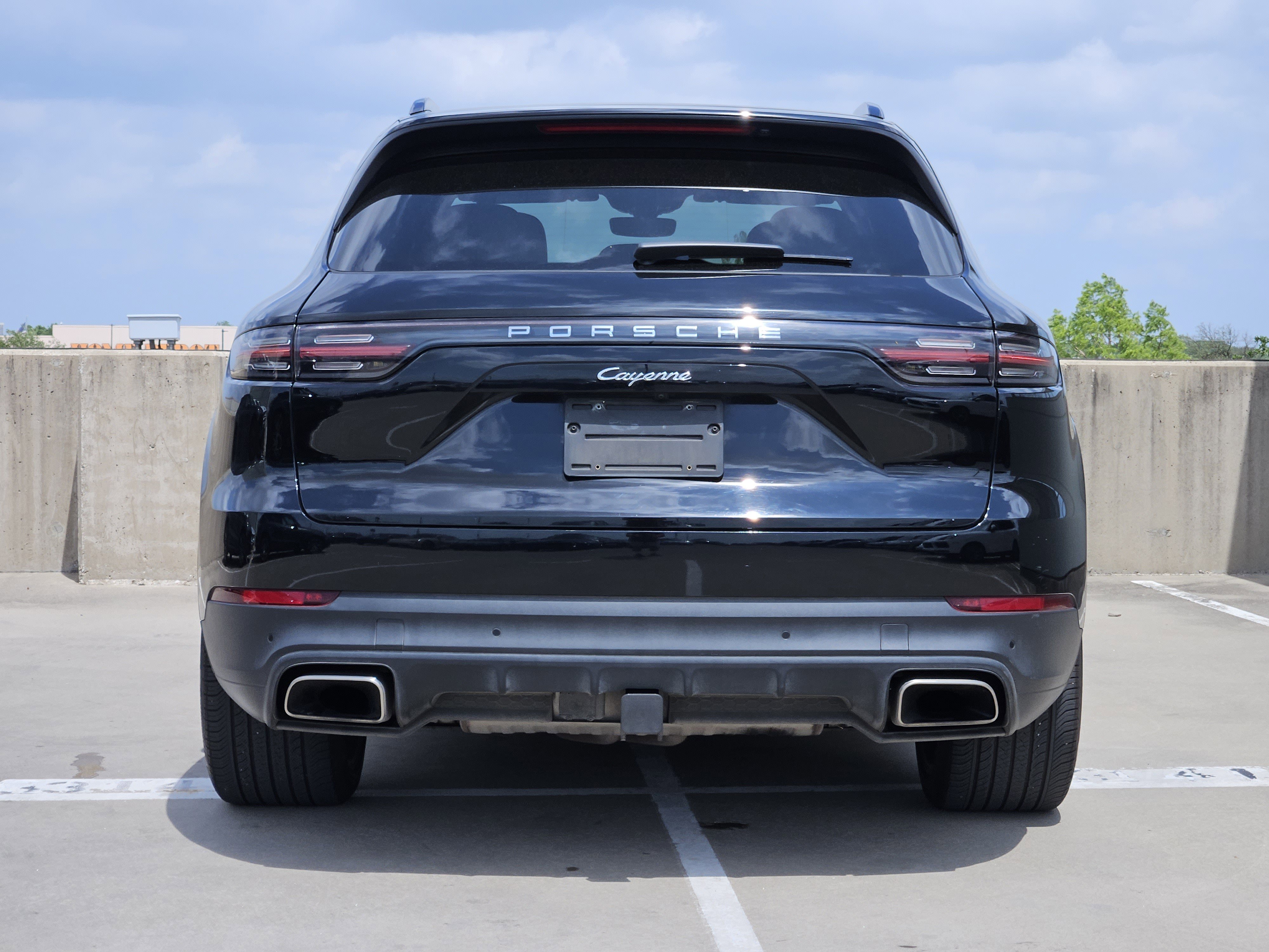 Certified 2023 Porsche Cayenne image 7