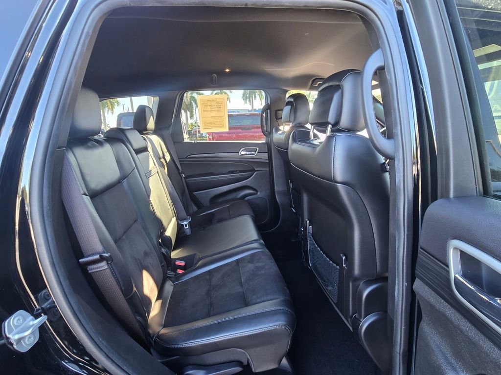 Used 2021 Jeep Grand Cherokee Laredo X image 15