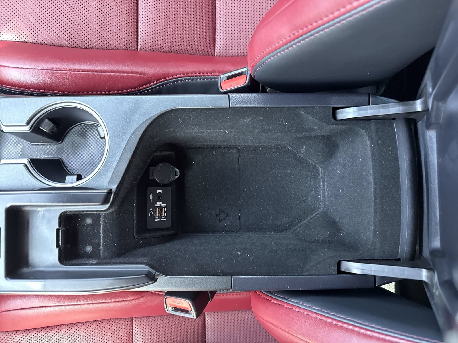 Used 2022 Lexus IS 300 w/ Accessory Package RWD image 21