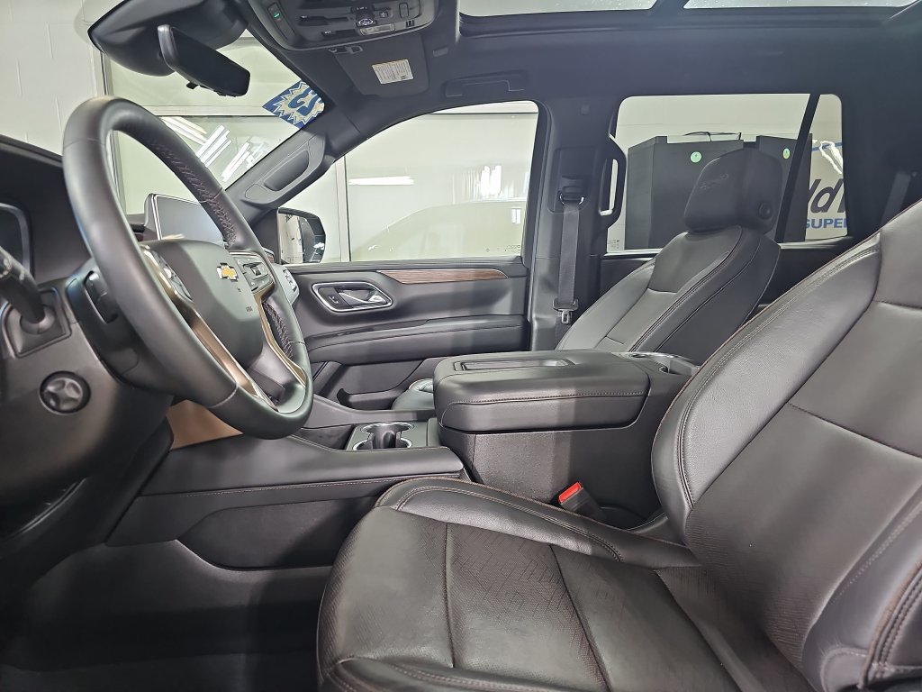 Used 2023 Chevrolet Tahoe High Country AWD/4WD image 21
