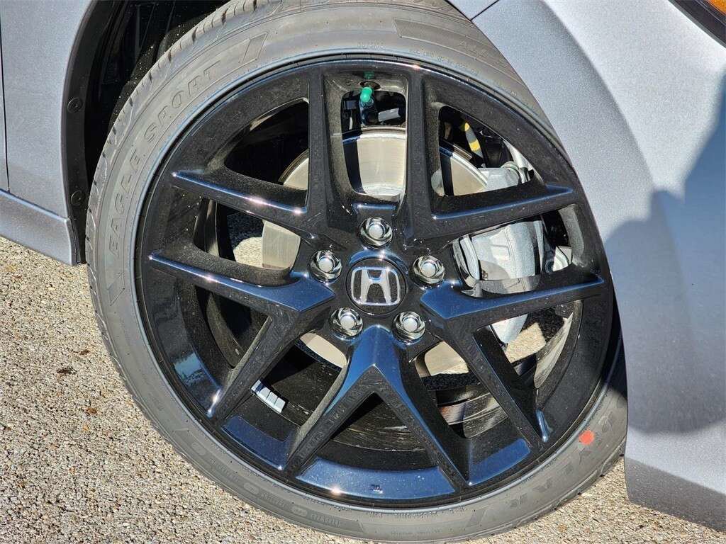 Used 2024 Honda Civic Sport image 14