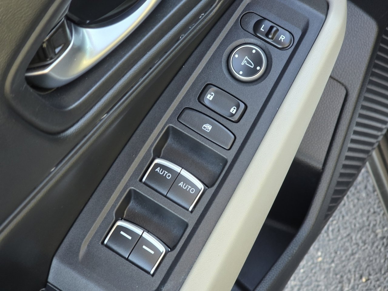 Certified 2024 Honda Accord EX image 26