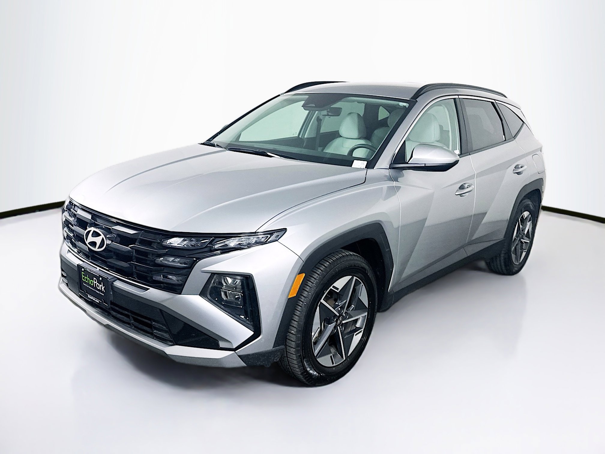 Used 2025 Hyundai Tucson SEL FWD image 3