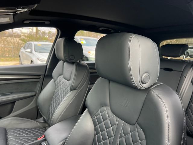 Used 2024 Audi SQ5 Prestige image 15