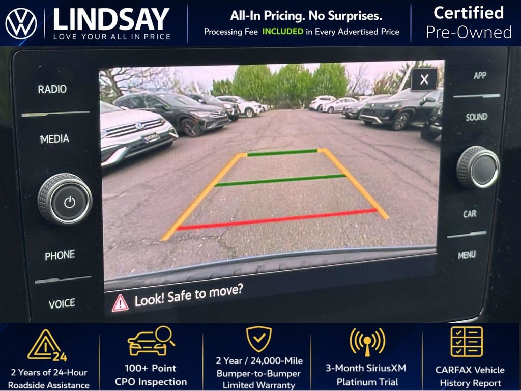 Used 2025 Volkswagen Taos SE image 18