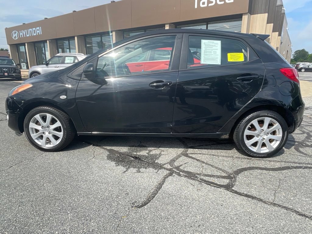 Used 2011 MAZDA MAZDA2 Touring FWD image 8