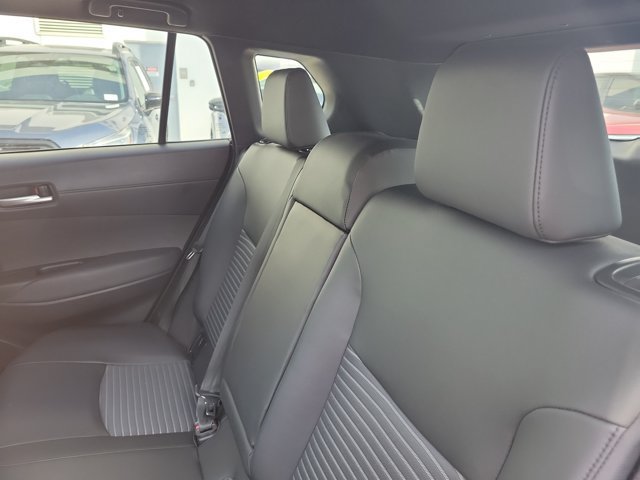 Used 2024 Toyota Corolla Cross AWD Hybrid w/ Convenience Package image 14