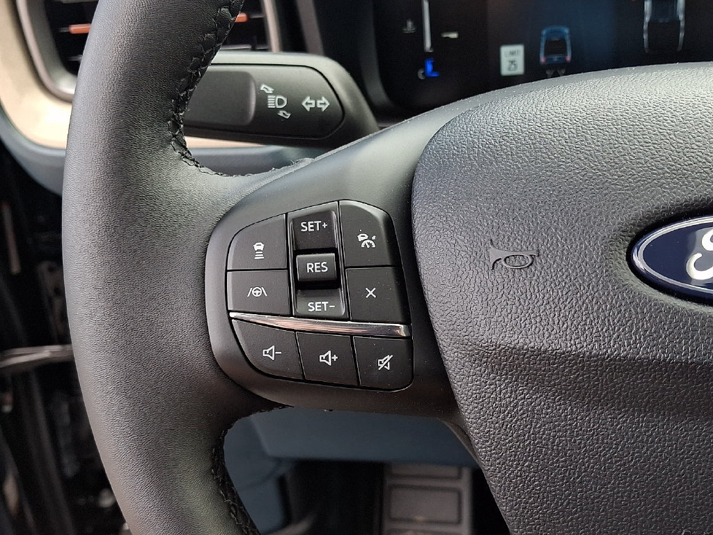 Used 2026 Ford Maverick Lariat AWD/4WD image 21