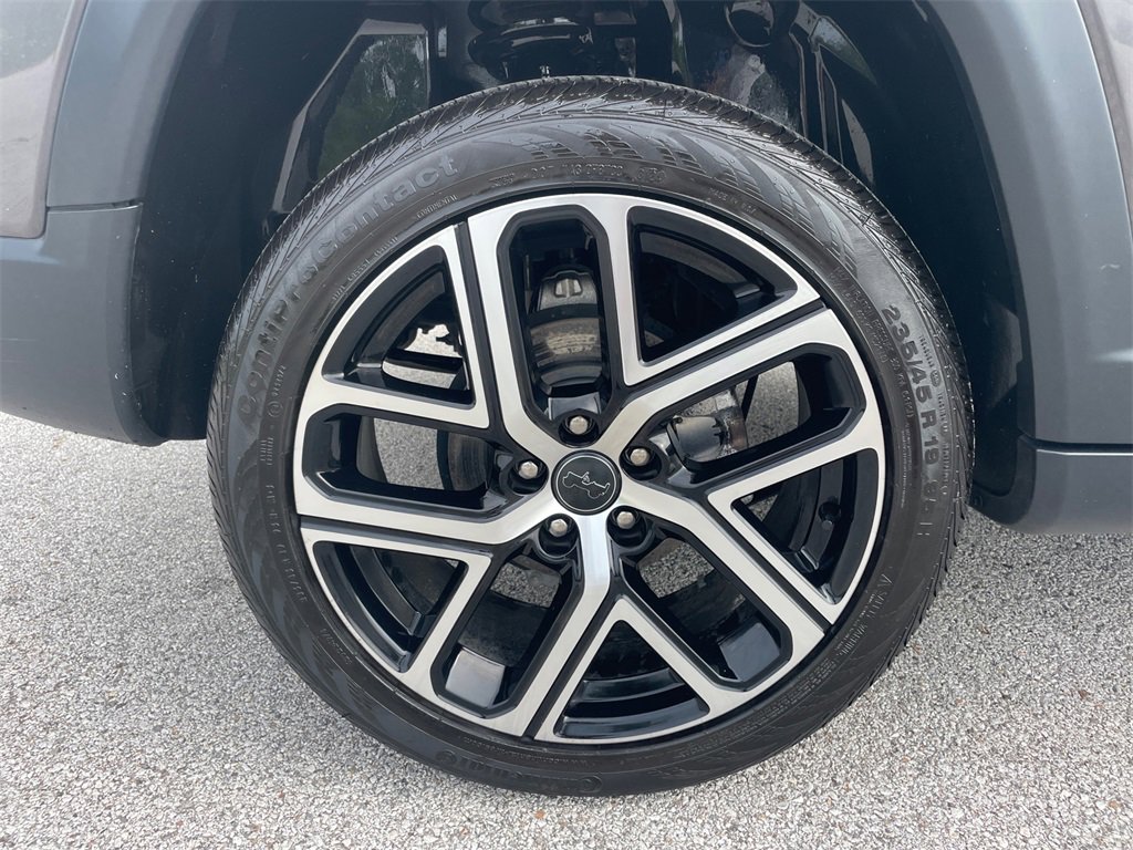 Used 2024 Jeep Compass Limited image 34