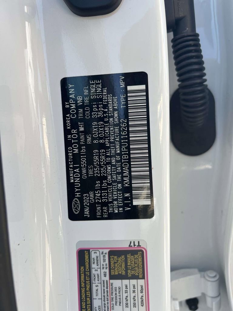 Used 2023 Genesis GV70 2.5T w/ Advanced Package image 19