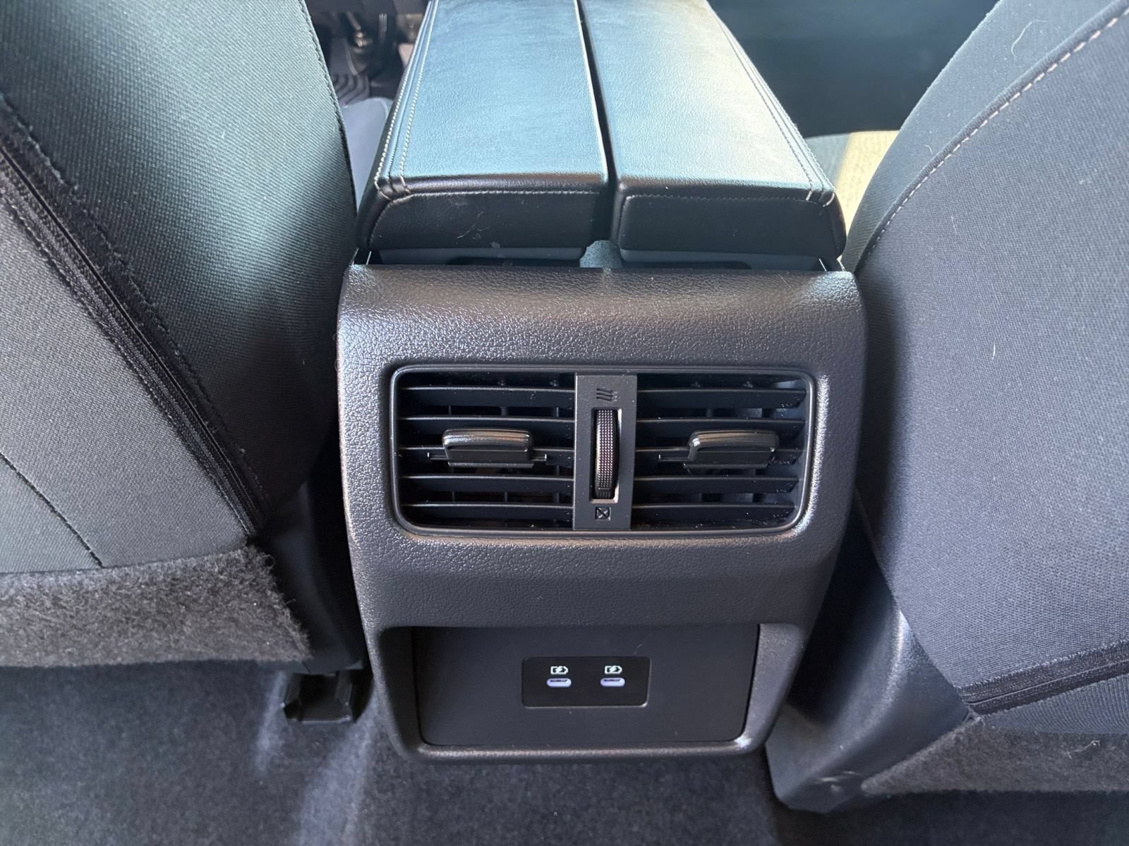 Used 2026 Nissan Rogue SV AWD/4WD image 24