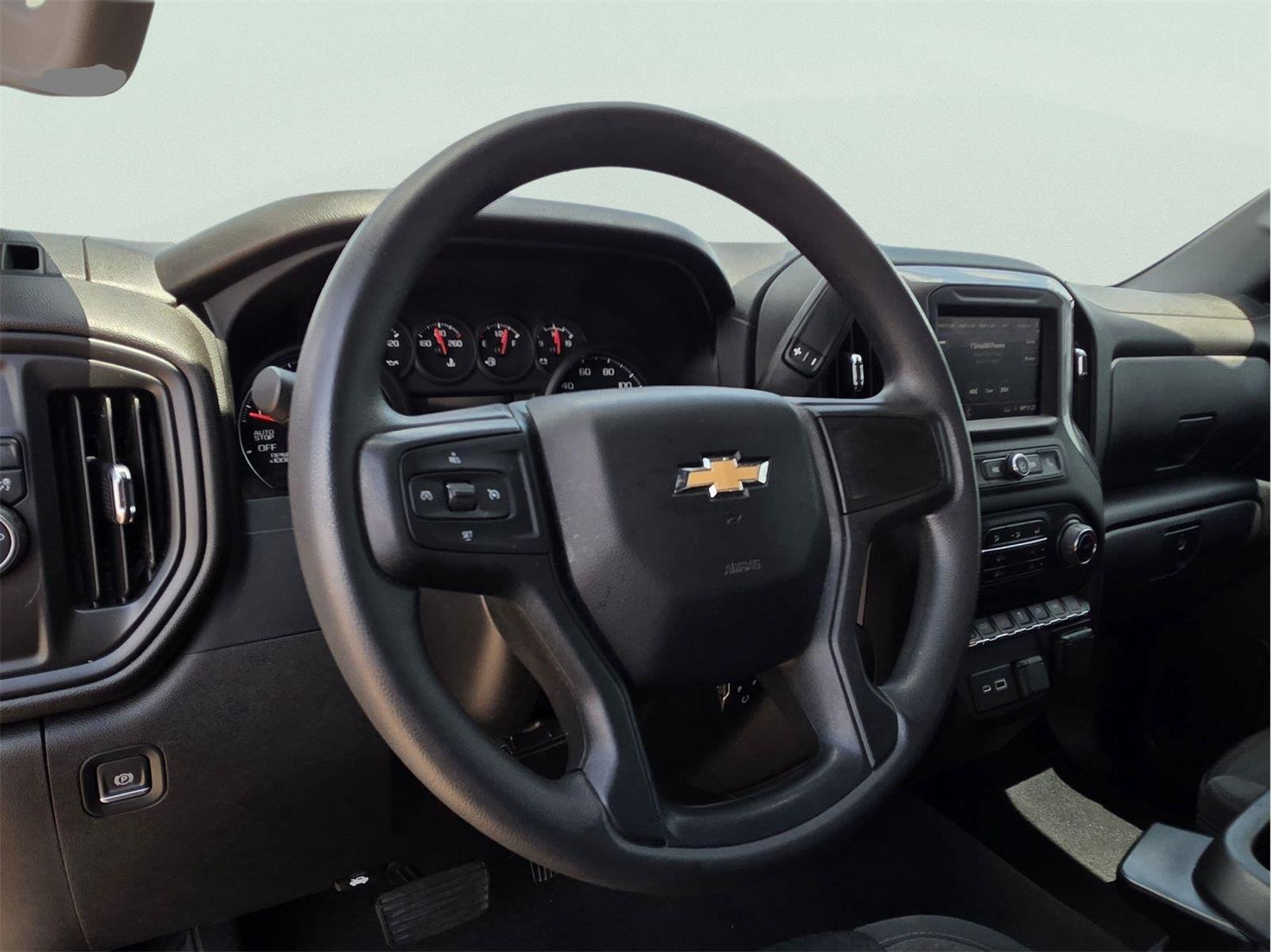 Used 2022 Chevrolet Silverado 1500 Custom AWD/4WD image 9