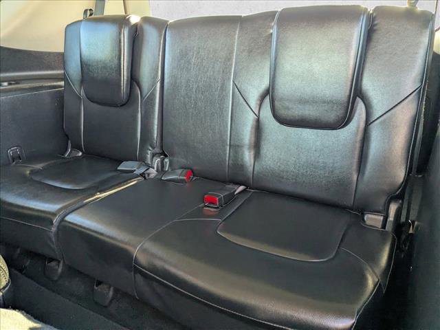 Used 2023 Nissan Armada SL w/ Captain's Chairs Package image 21