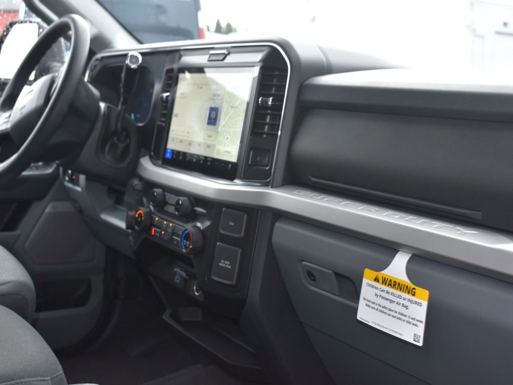 New 2026 Ford F250 4x4 Crew Cab Super Duty image 12
