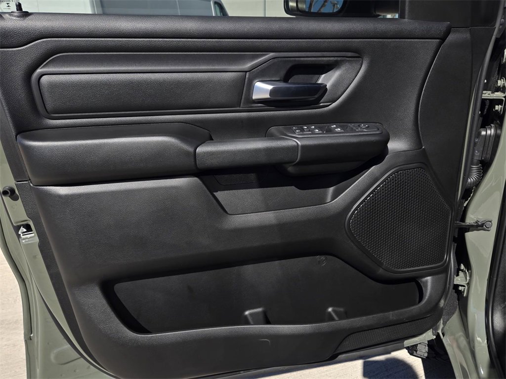 New 2026 RAM 1500 Classic Warlock image 16