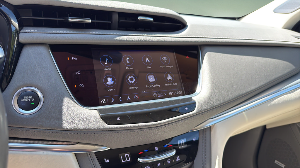Certified 2024 Cadillac XT5 Premium Luxury w/ Technology Package AWD/4WD image 36