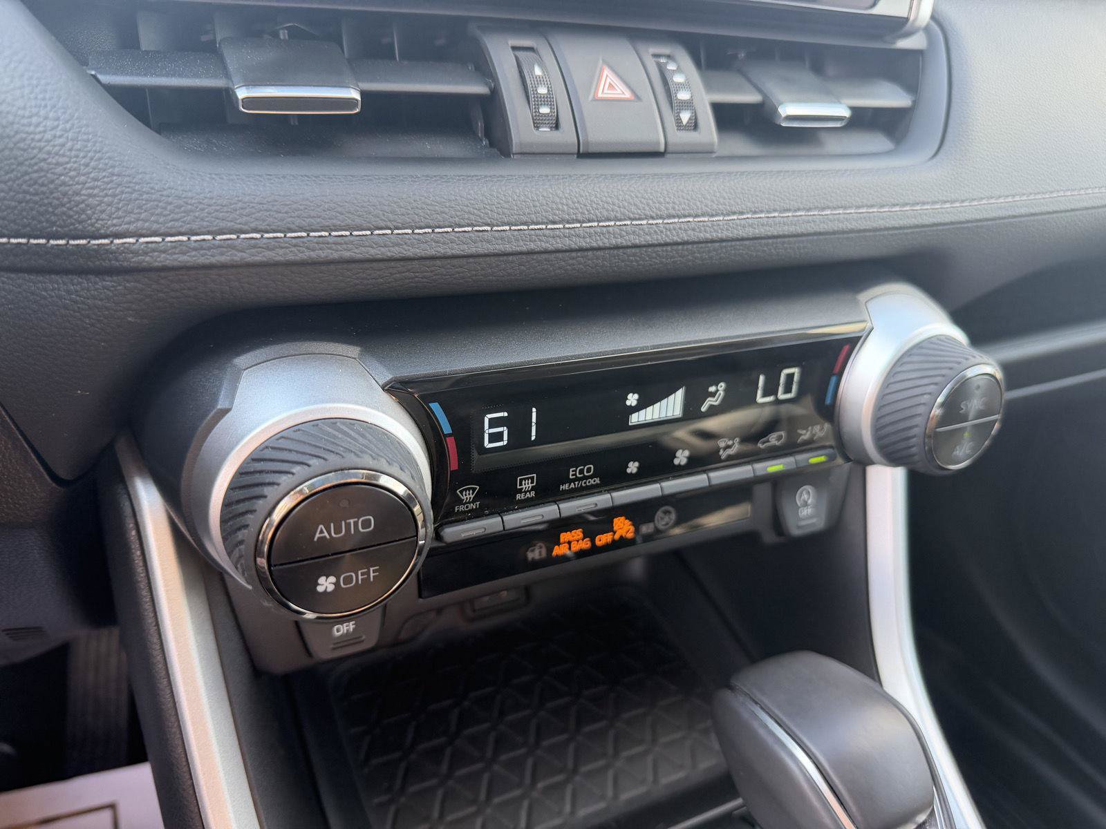Used 2023 Toyota RAV4 XLE Premium FWD image 28