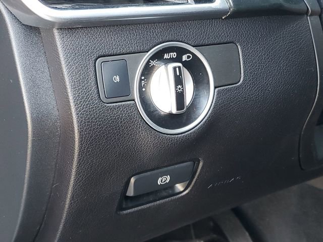 Used 2011 Hyundai Tucson Limited w/ Premium Pkg 3 image 18