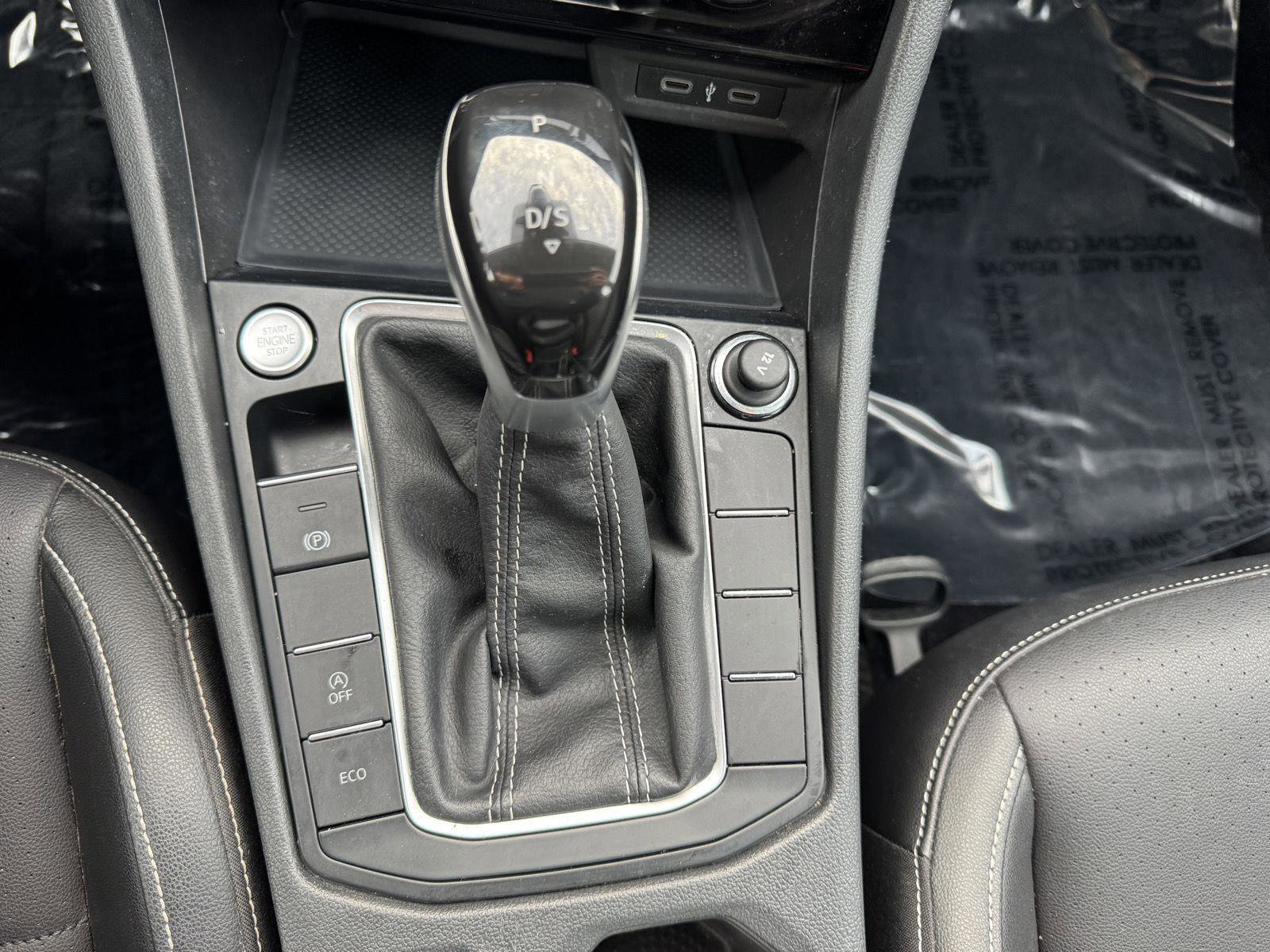 Used 2022 Volkswagen Jetta SE image 15