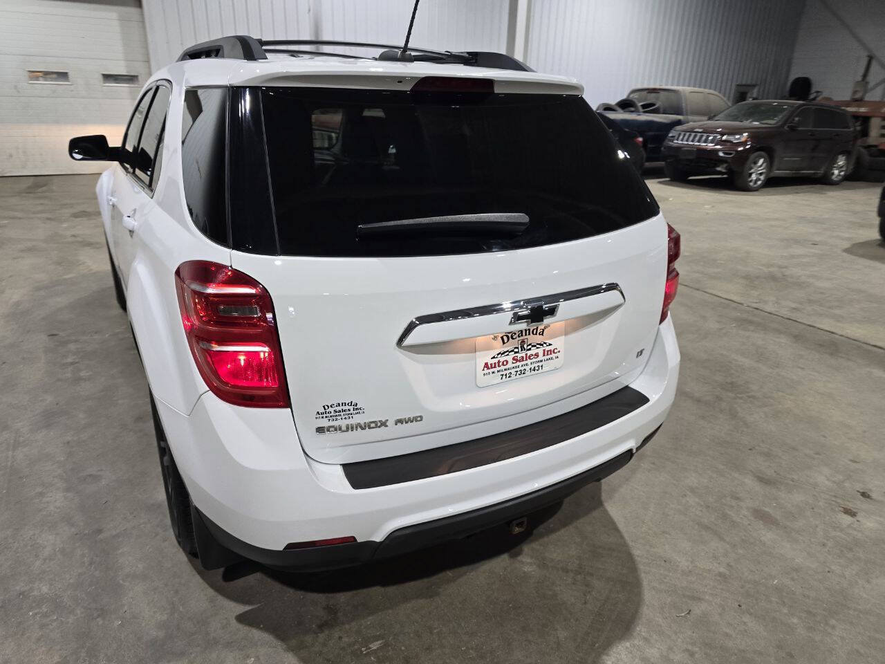 Used 2017 Chevrolet Equinox LT w/ Sport Edition AWD/4WD image 8