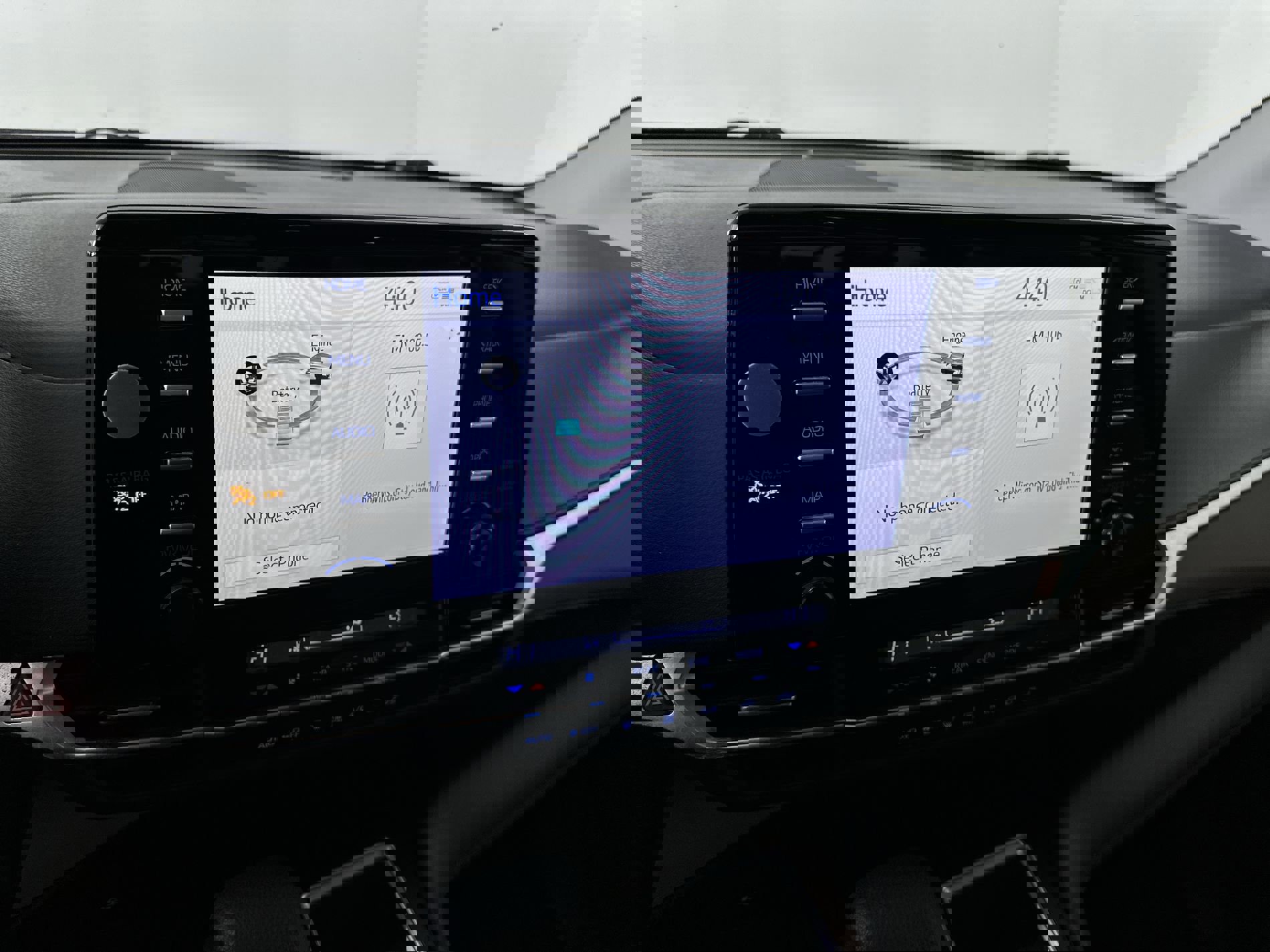 Used 2022 Toyota Sienna LE image 49