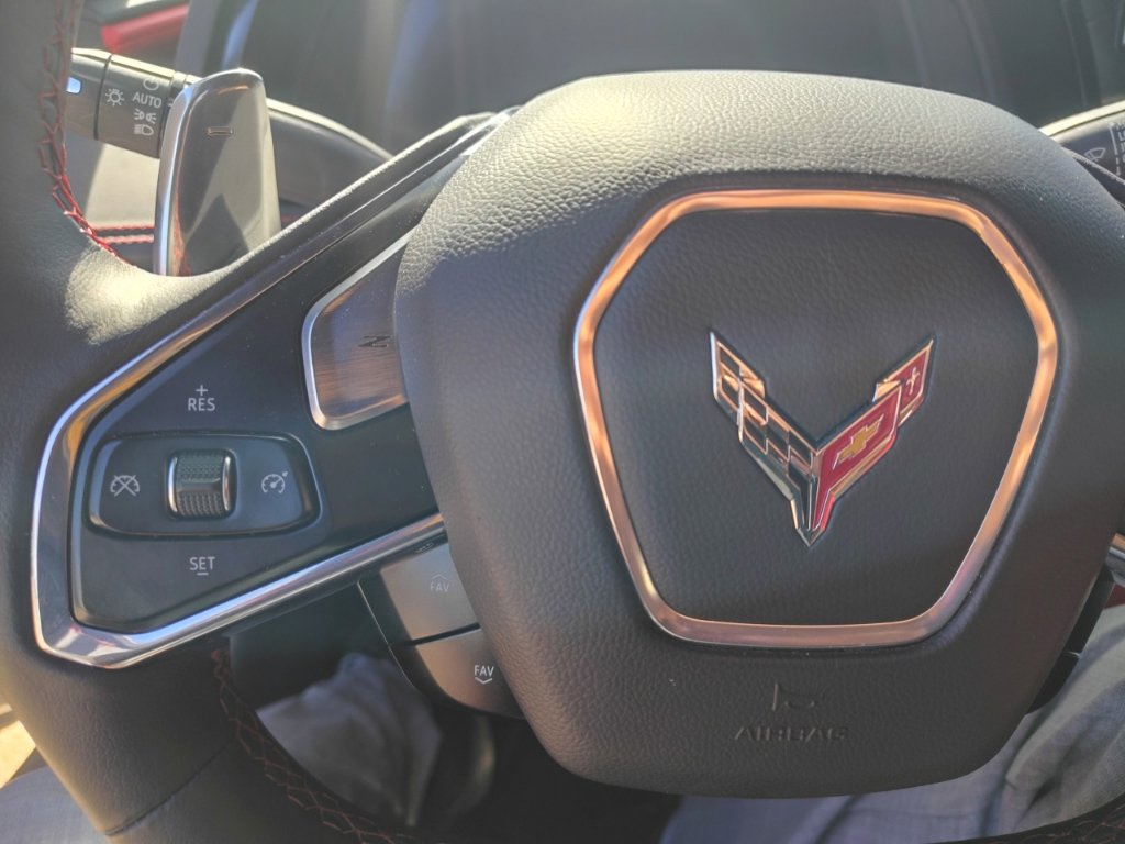 Used 2023 Chevrolet Corvette Stingray Preferred Cpe w/ Z51 Performance Package RWD image 23