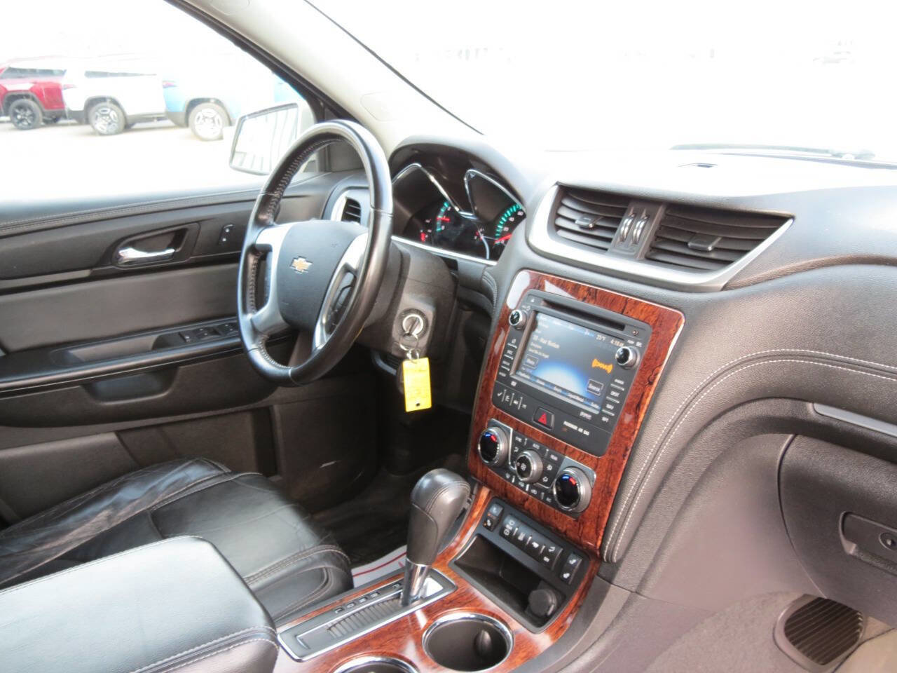 Used 2014 Chevrolet Traverse LT image 19