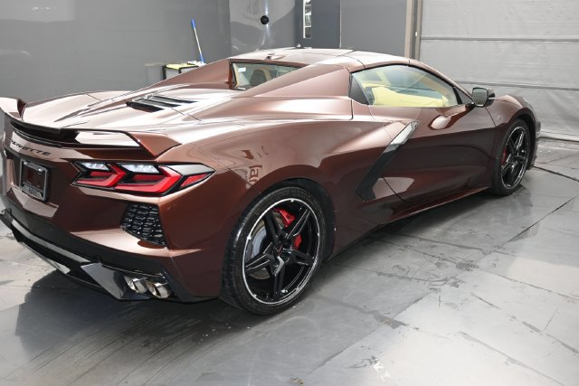 Used 2023 Chevrolet Corvette Stingray Premium Conv w/ Z51 Performance Package RWD image 30