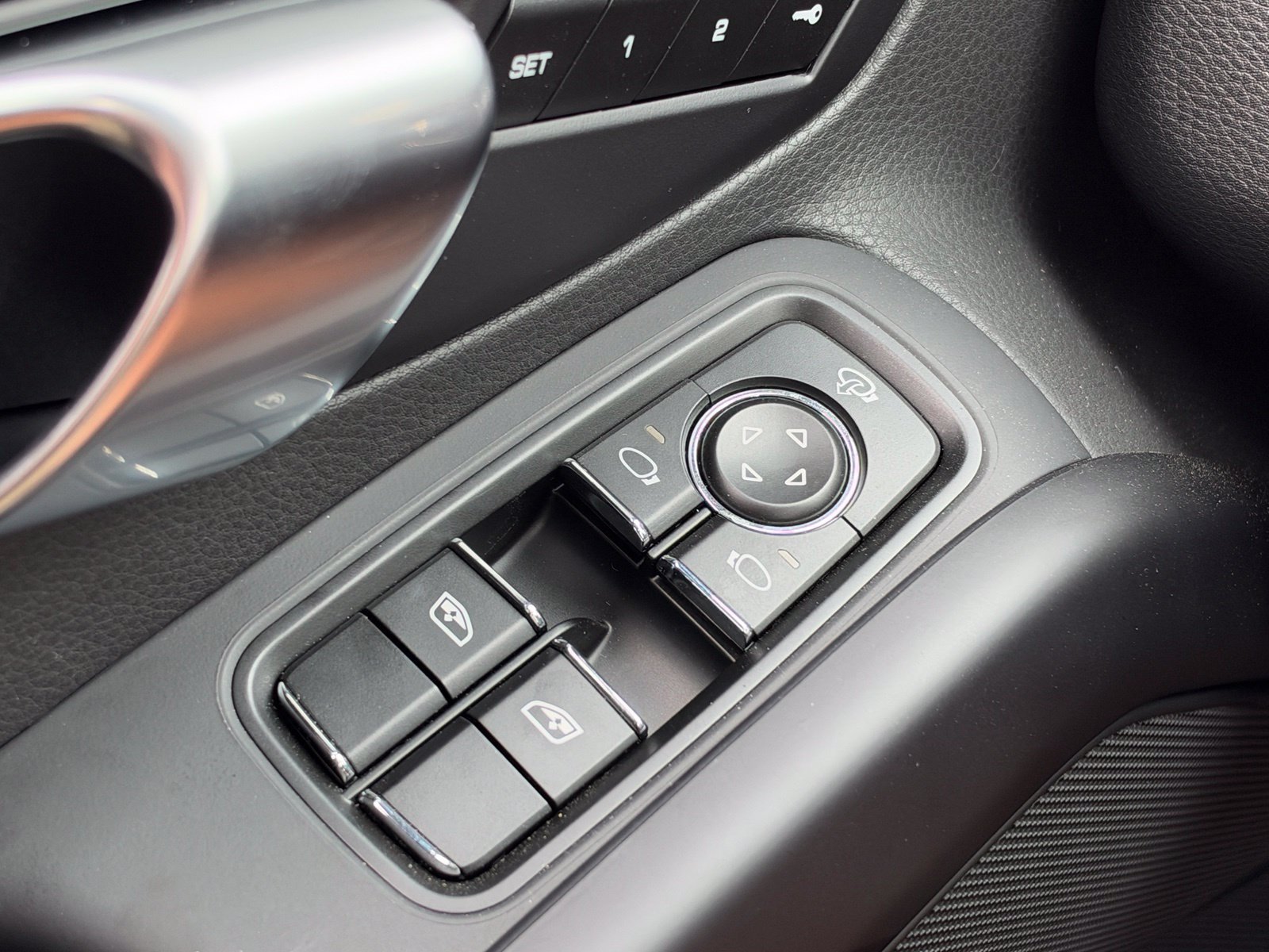 Certified 2025 Porsche 718 Cayman RWD image 28