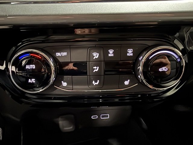 New 2026 Chevrolet Trax LT image 19