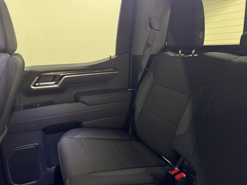 New 2026 Chevrolet Silverado 1500 LT image 32