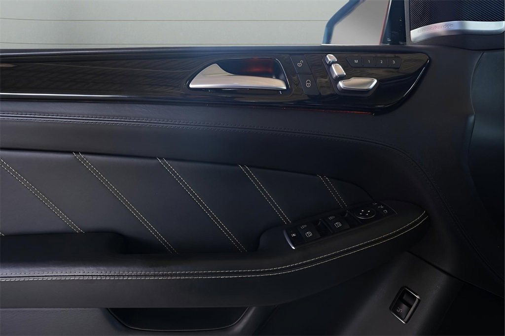 Used 2019 Mercedes-Benz GLE 63 AMG 4MATIC w/ Premium 3 Package image 24