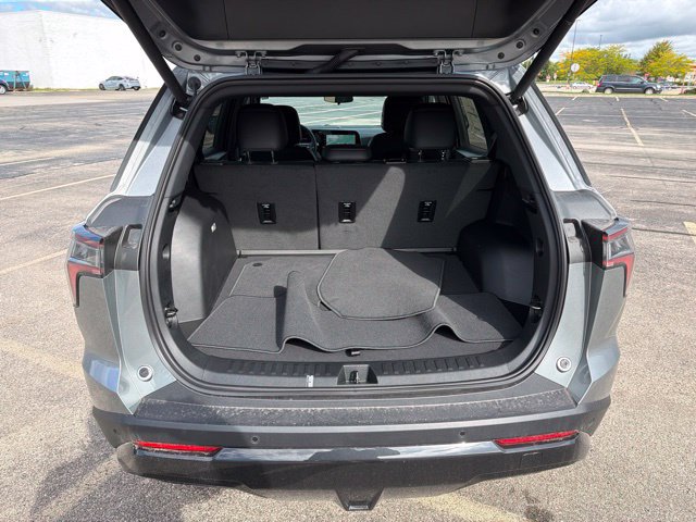 New 2027 Chevrolet Equinox RS w/ Convenience Package III AWD/4WD image 32