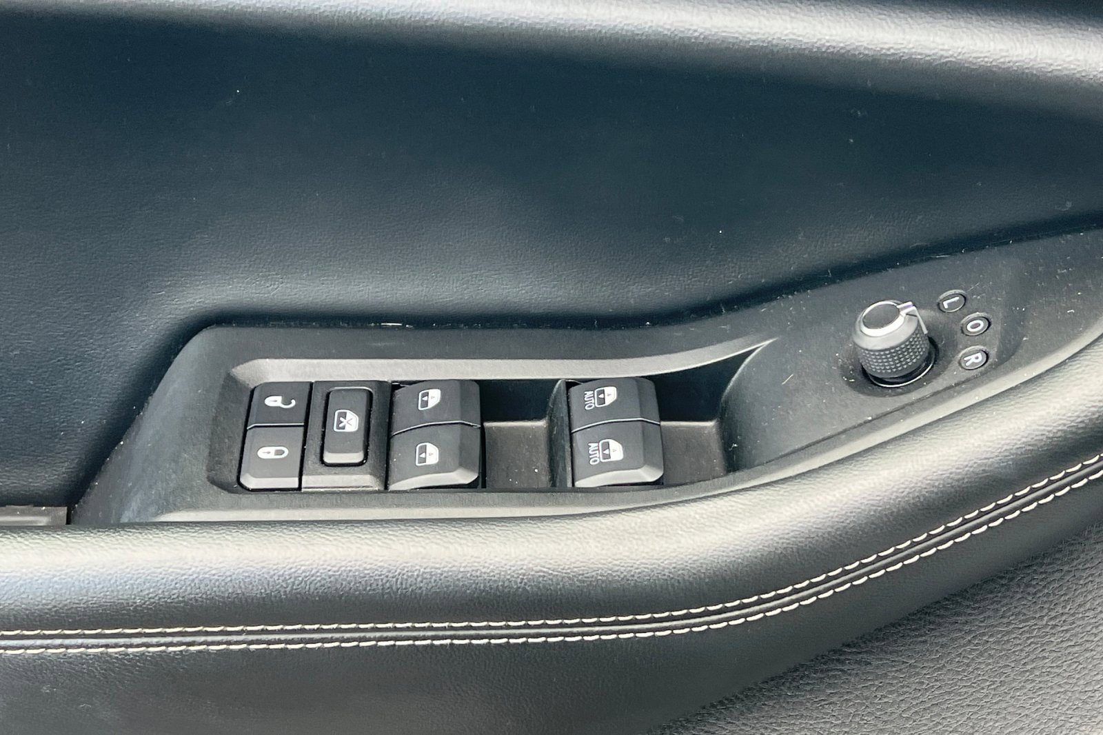 Used 2021 Jeep Grand Cherokee L Limited image 12