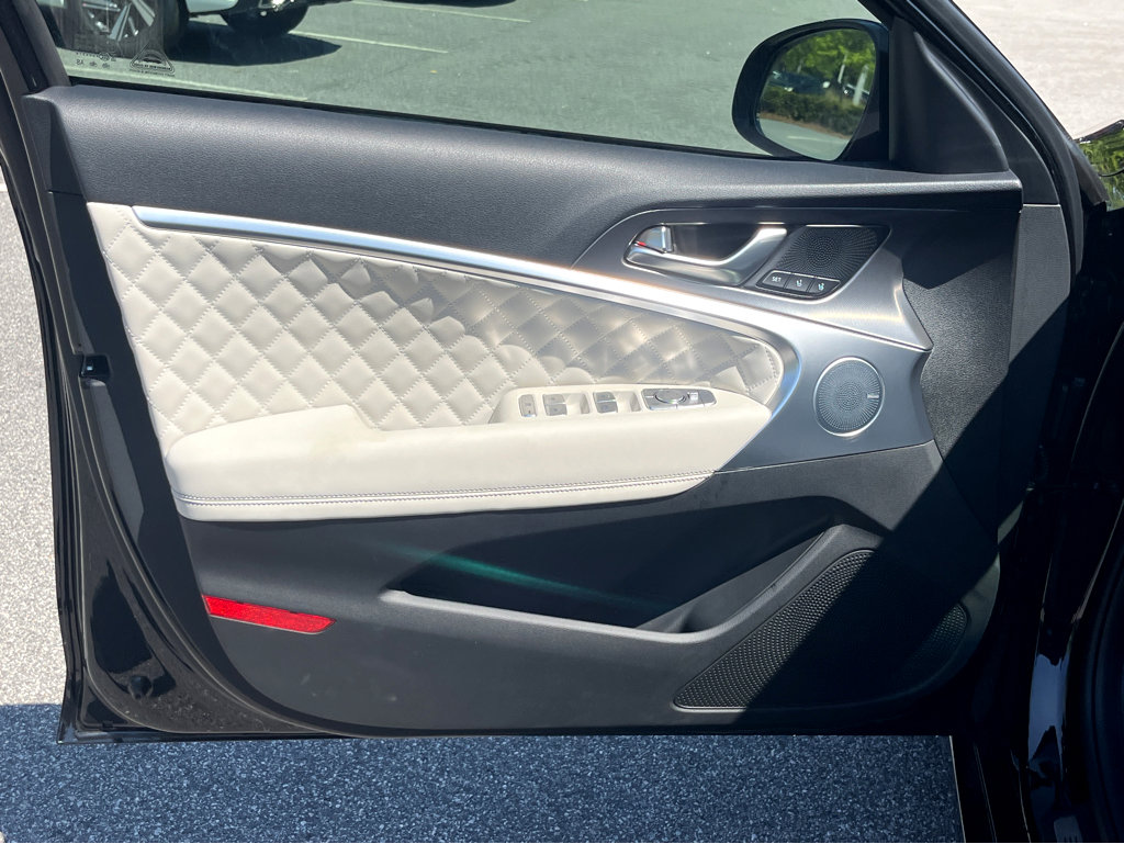 New 2025 Genesis G70 3.3T Advanced w/ Sport Prestige Package image 30