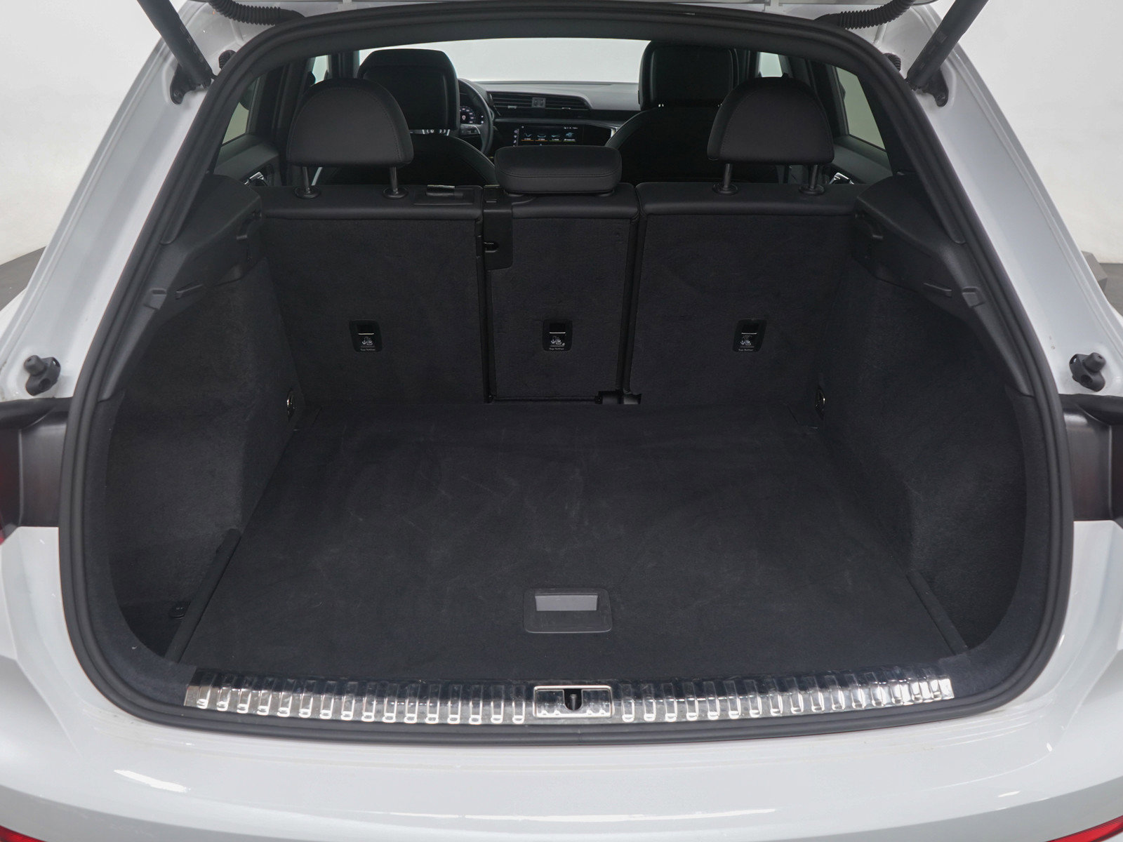 Used 2025 Audi Q3 2.0T Premium image 17