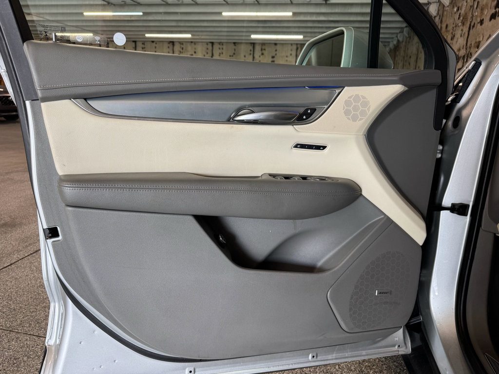 Used 2019 Cadillac XT5 Premium Luxury AWD/4WD image 15