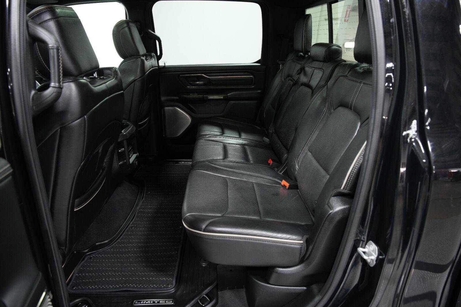 Used 2019 RAM 1500 Limited AWD/4WD image 37
