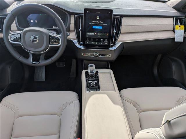 New 2026 Volvo XC90 T8 Plus w/ Protection Package Premier AWD/4WD image 16