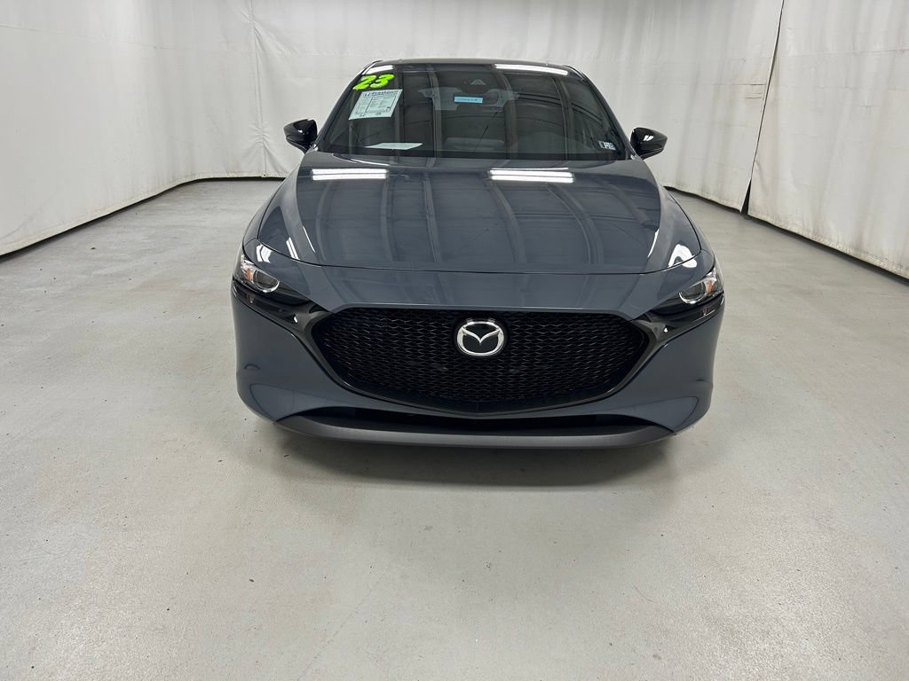 Used 2023 MAZDA MAZDA3 s FWD image 3