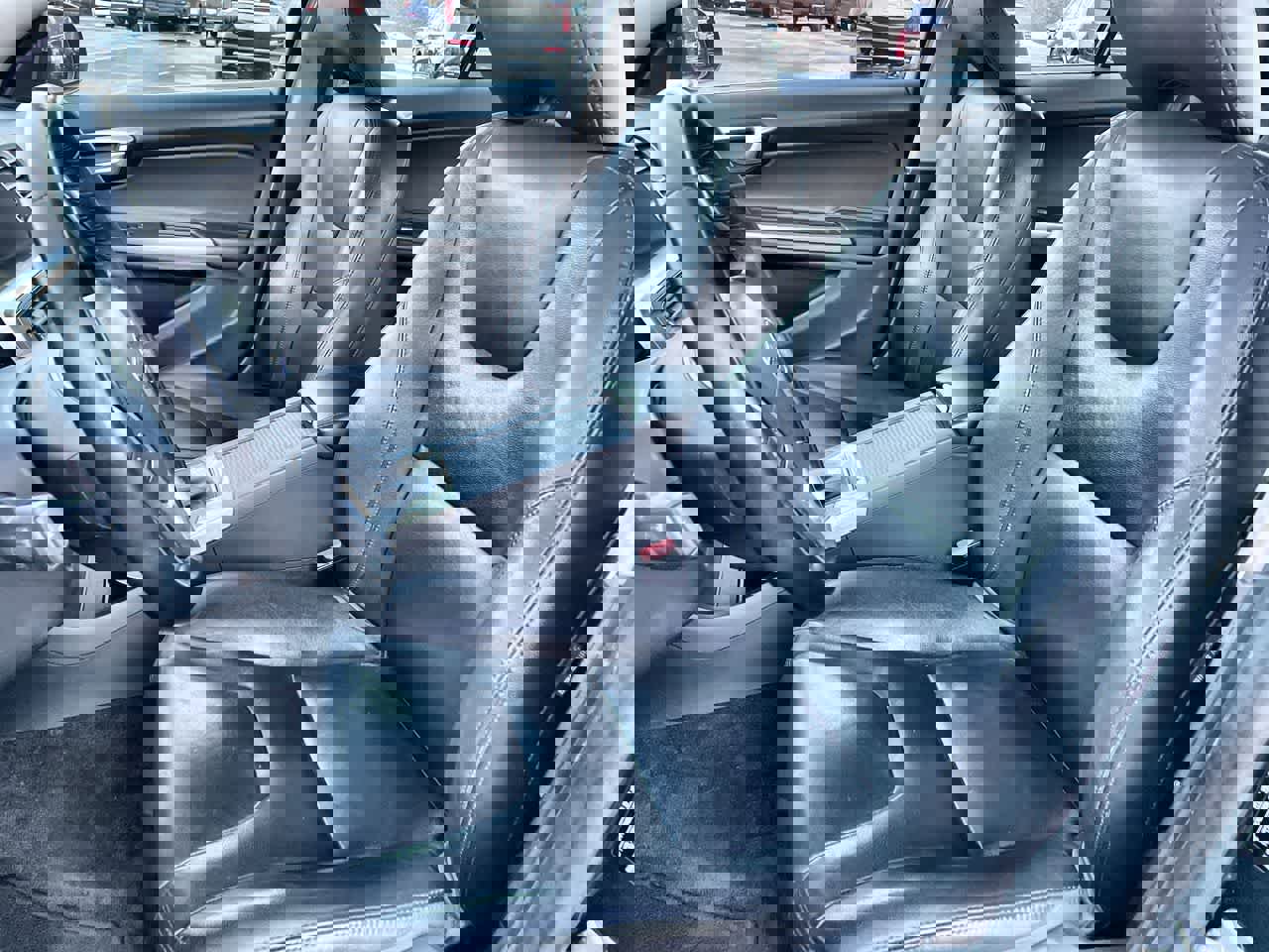 Used 2016 Volvo S60 T5 Premier image 12