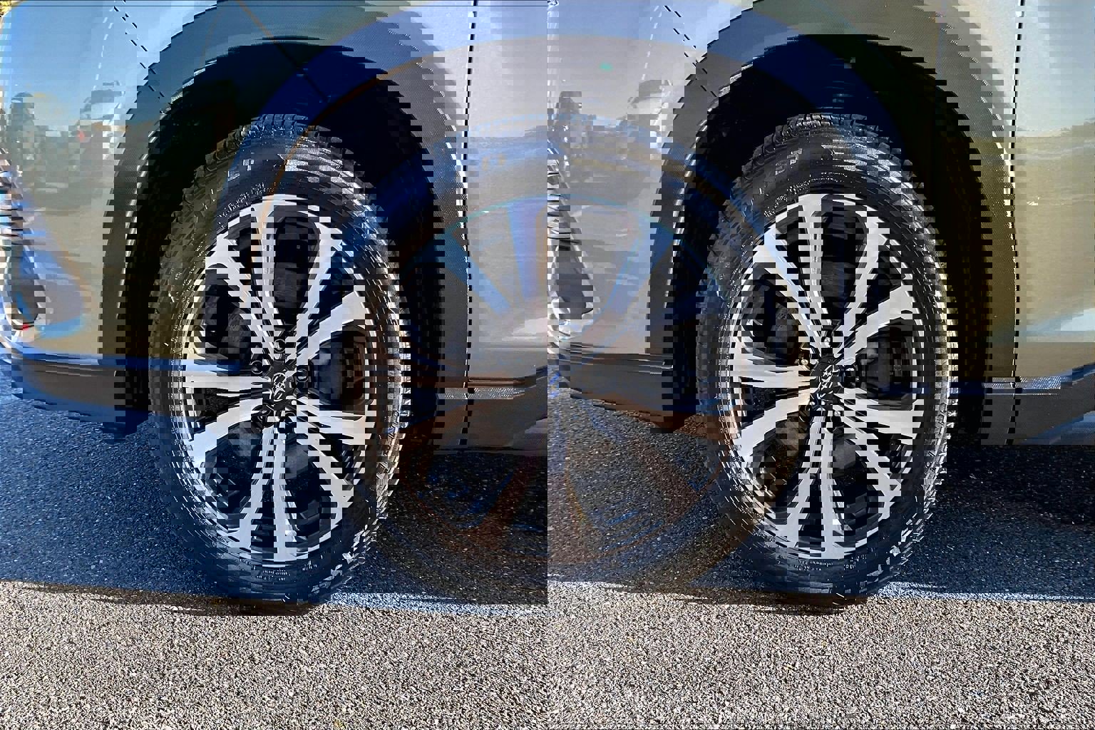 Used 2022 Subaru Forester Limited image 8