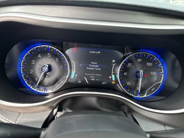 New 2025 Chrysler Pacifica Select AWD/4WD image 20