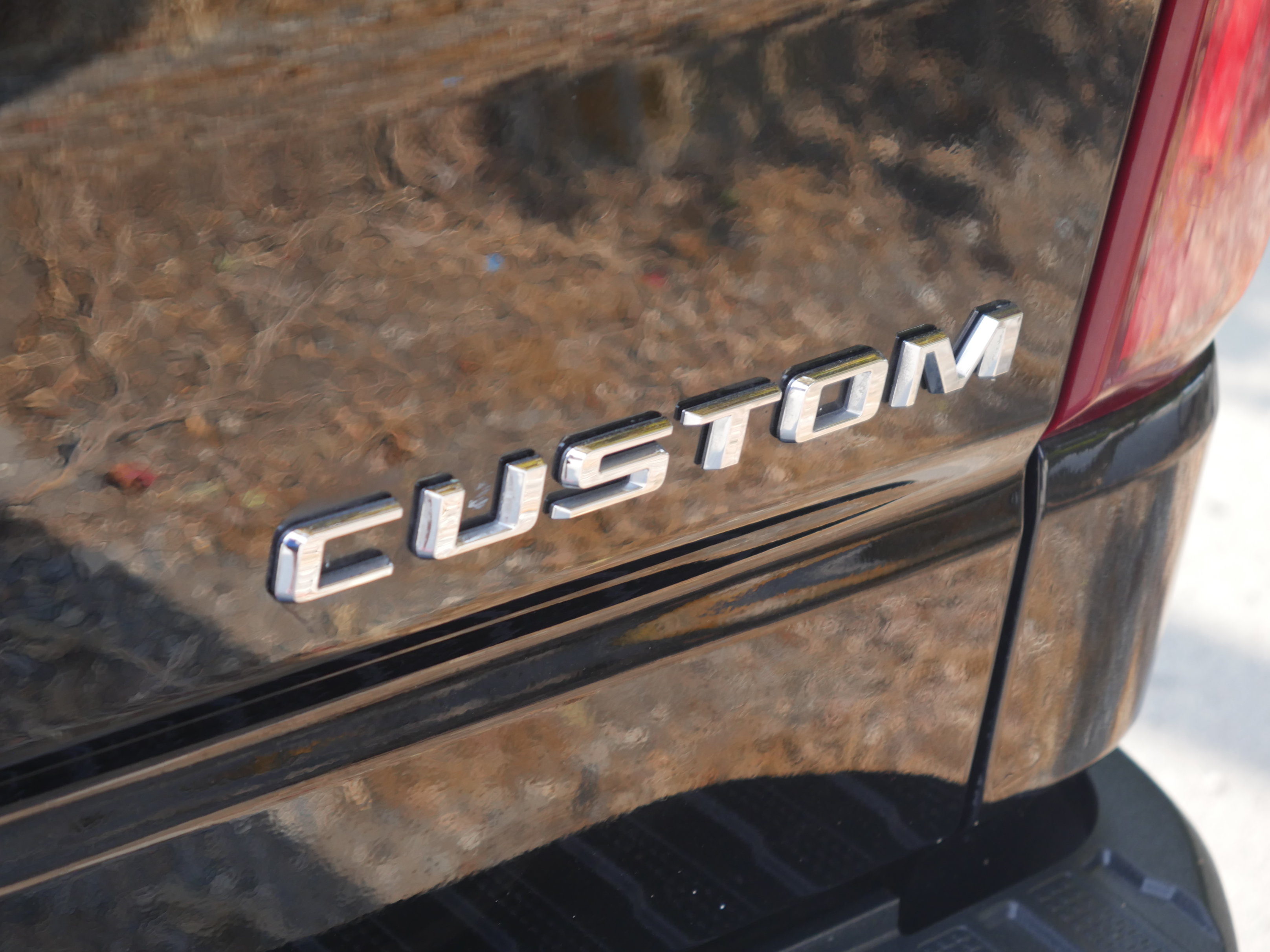 Used 2020 Chevrolet Silverado 1500 Custom w/ Custom Convenience Package AWD/4WD image 21