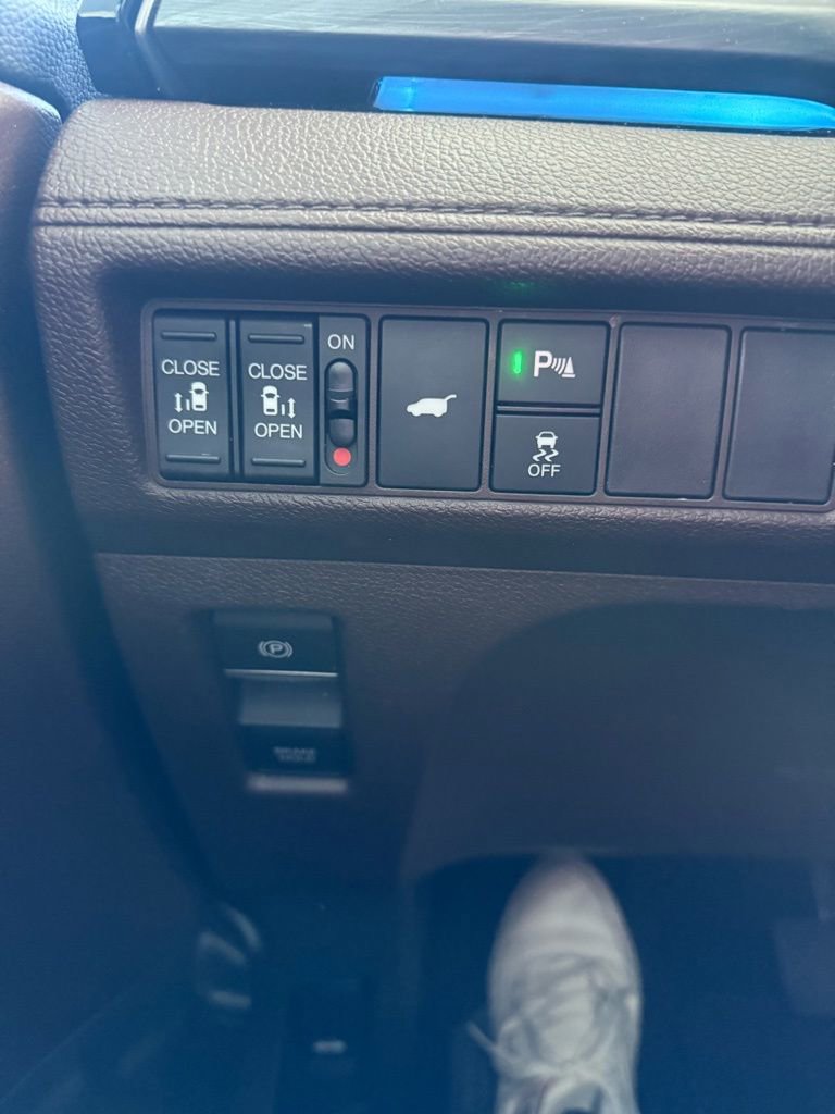 Certified 2025 Honda Odyssey Elite image 37