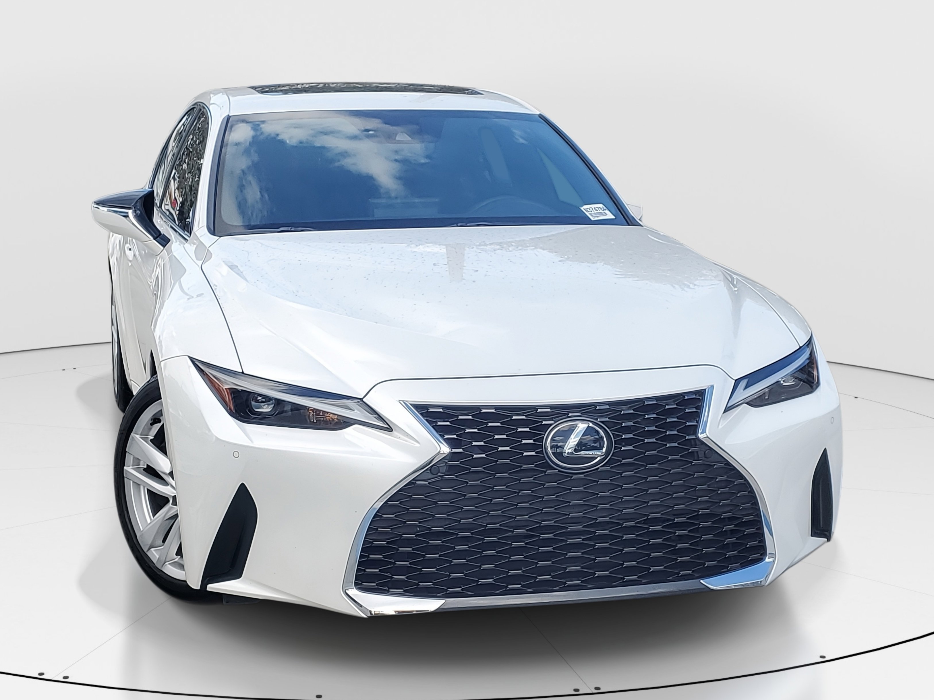 Used 2025 Lexus IS 300 w/ Comfort Package RWD image 2