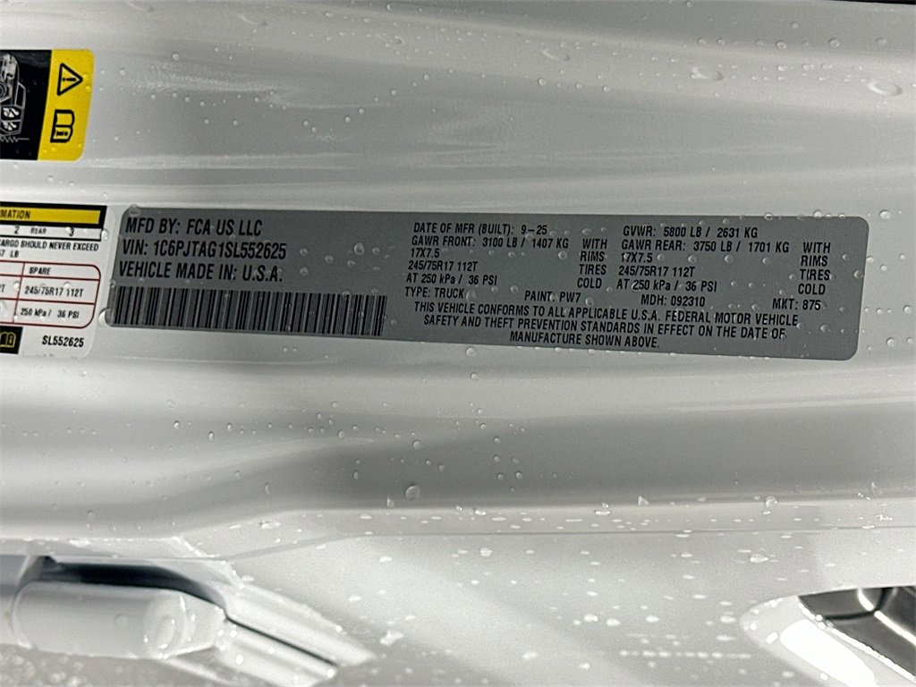 New 2025 Jeep Gladiator Sport image 18