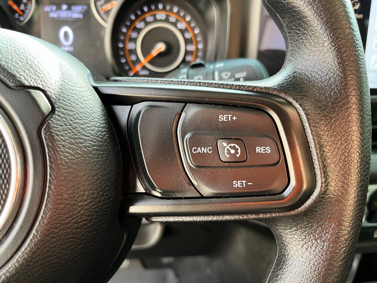 Used 2024 Jeep Wrangler Unlimited Sport AWD/4WD image 31