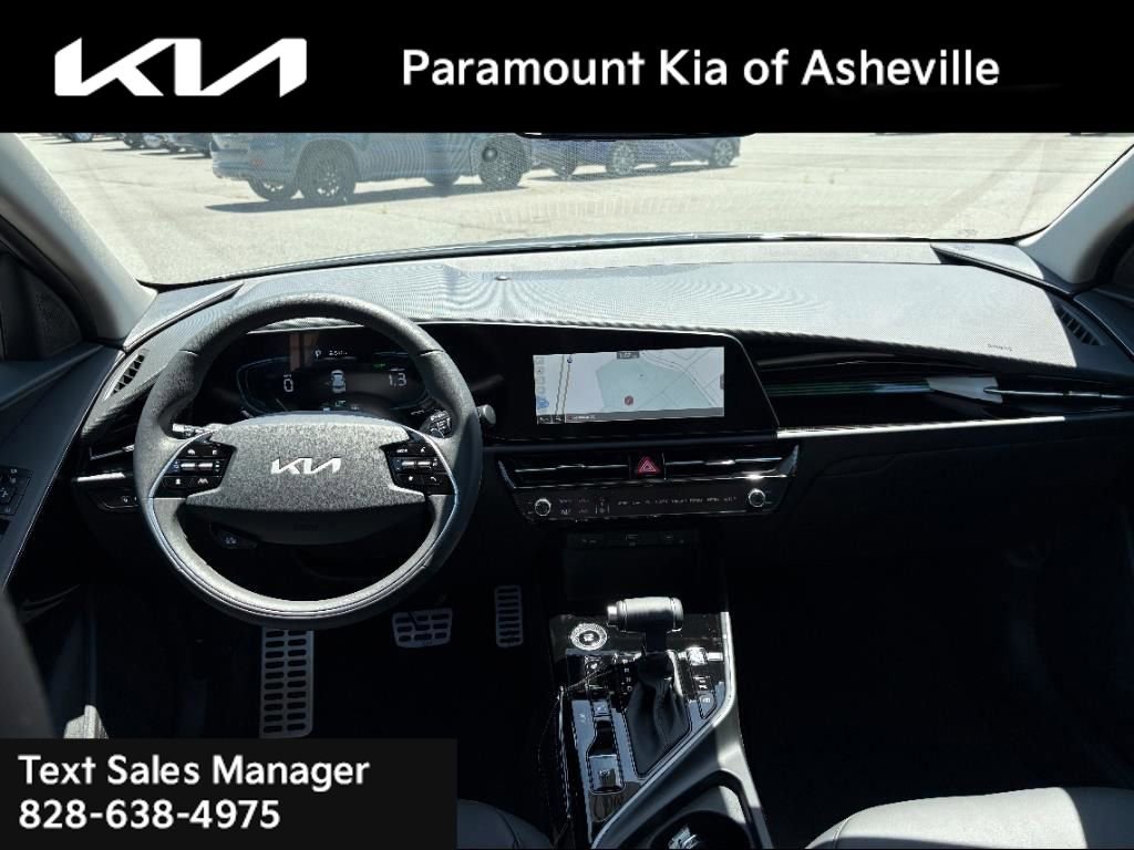 New 2025 Kia Niro EX Touring image 7